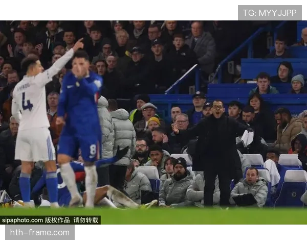 切尔西遭遇连续颓势危机，战术混乱暴露管理层盲点，豪门定位面临崩塌风险！