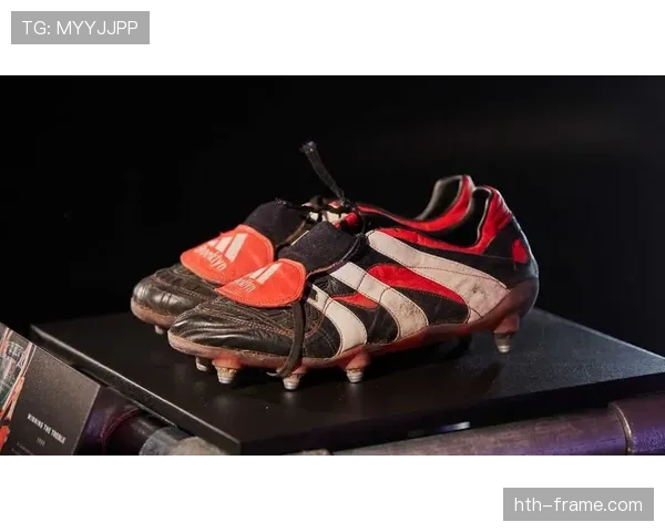 听说贝克汉姆家里堆满限量球鞋，鞋柜都快撑爆了！