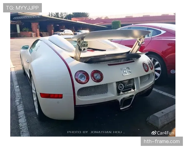 梅威瑟打完比赛直接去夜店刷了辆布加迪？